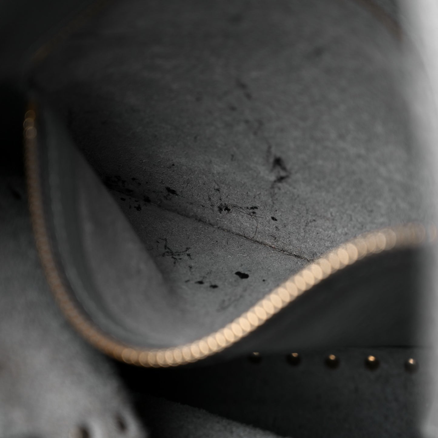 Pebbled Calfskin Small Rockstud Flip-Lock Messenger Bag Pebble