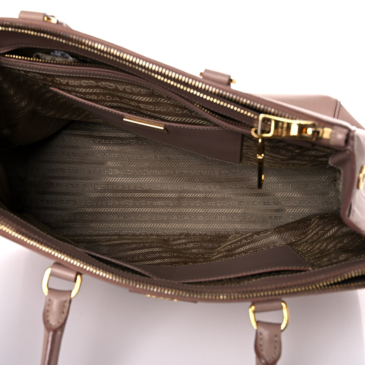 Saffiano Medium Galleria Double Zip Tote Cammeo