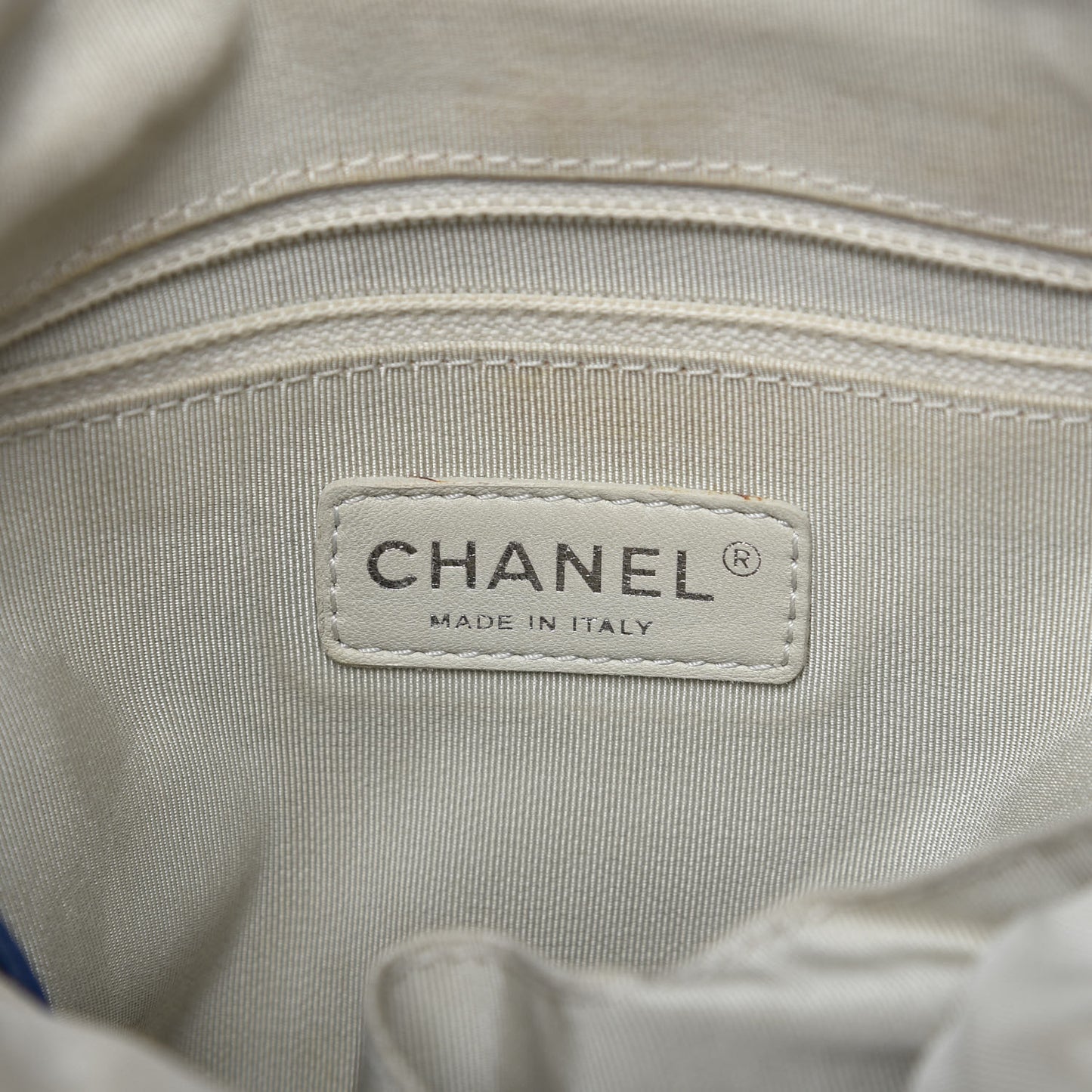 Washed Lambskin Chain Around Hobo Blue