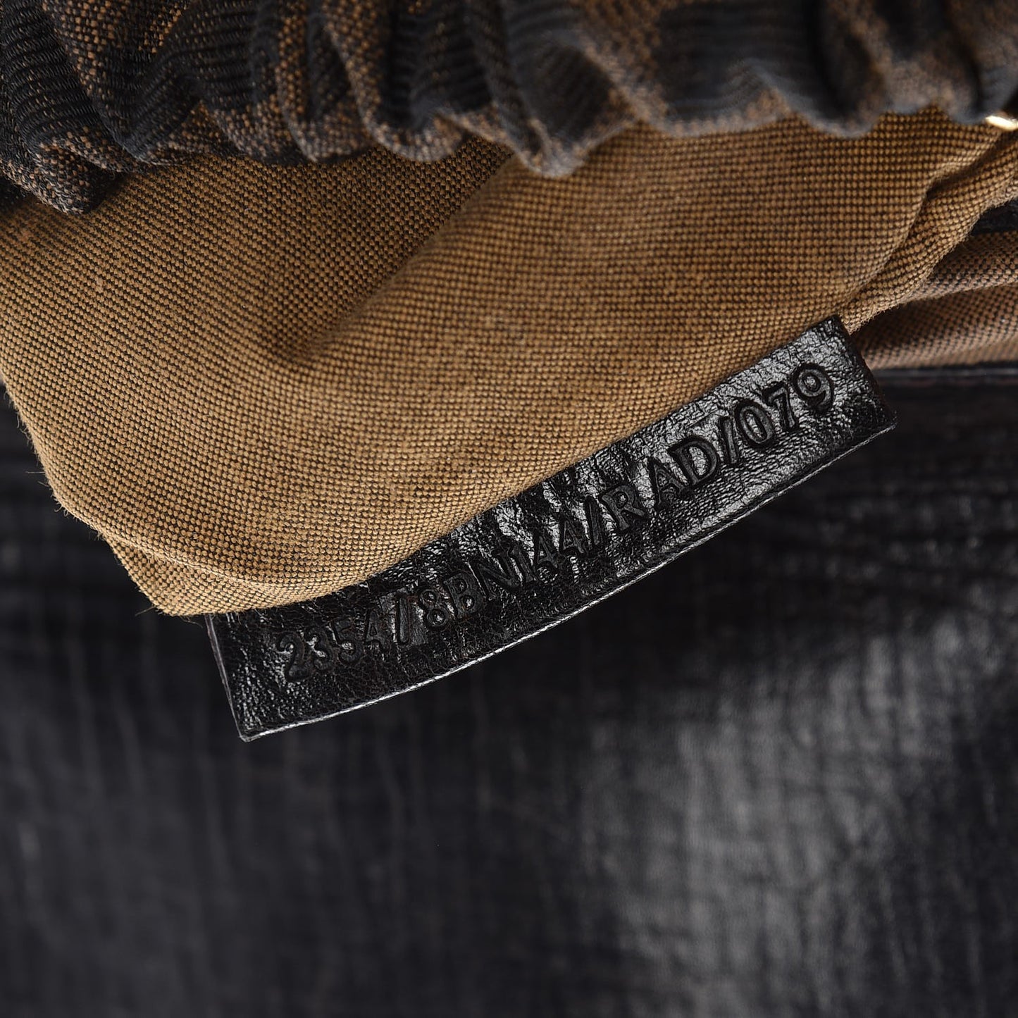 Zucca Medium Magic Bag Tobacco