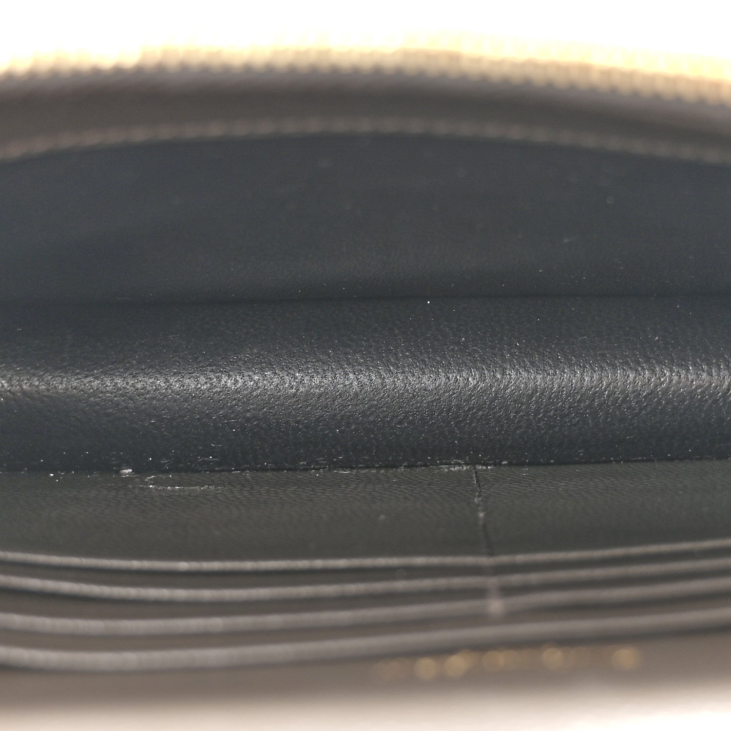 Saint Laurent Grain De Poudre Matelasse Chevron Monogram Envelope Chain Wallet Pebble 5 of 13