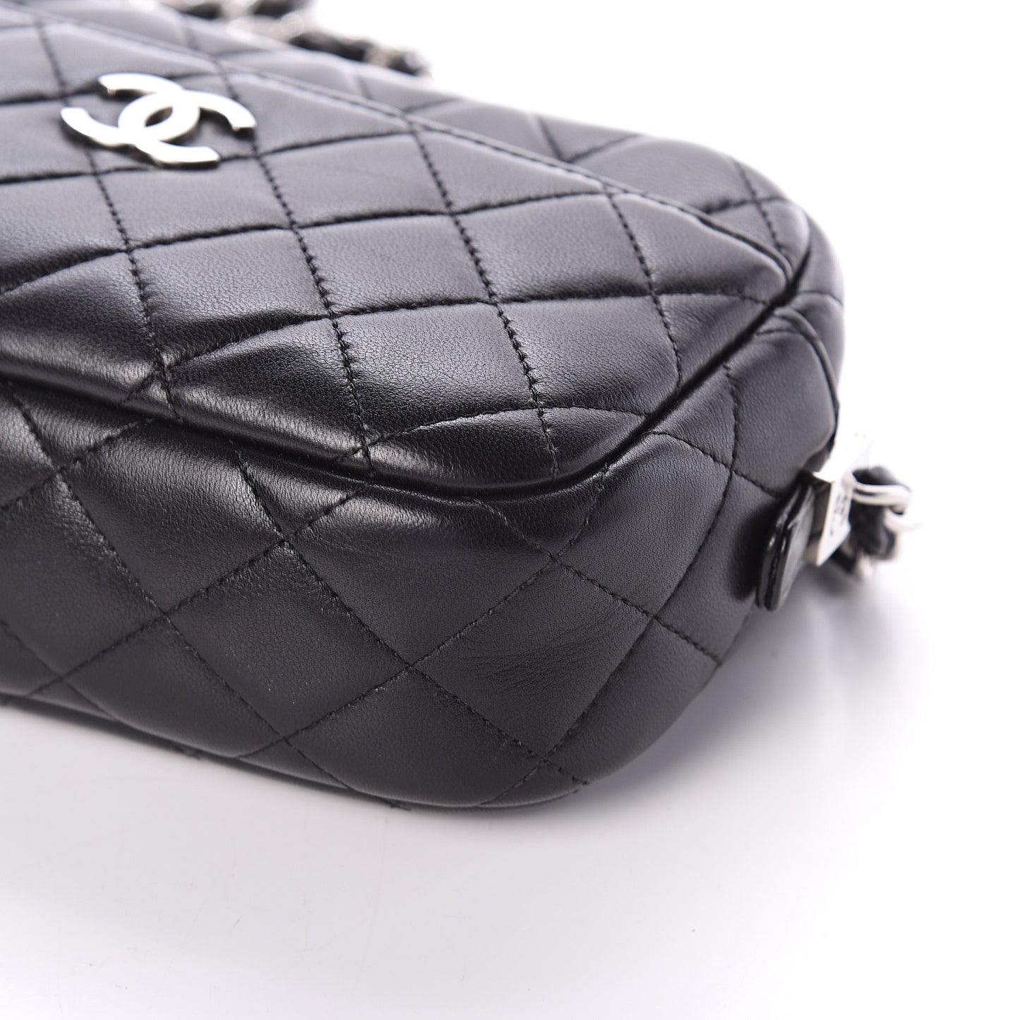 Lambskin Quilted Small Timeless Camera Case Black