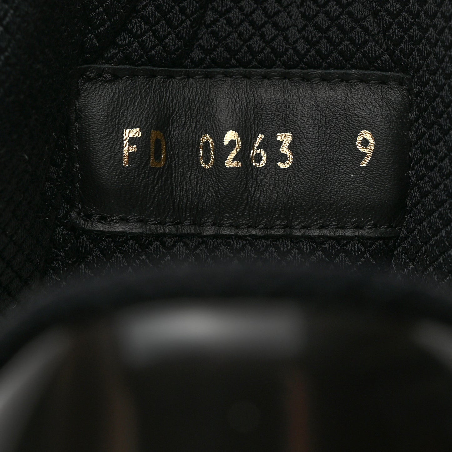 Monogram Discovery Lace Up Sneakers 9 Black Silver