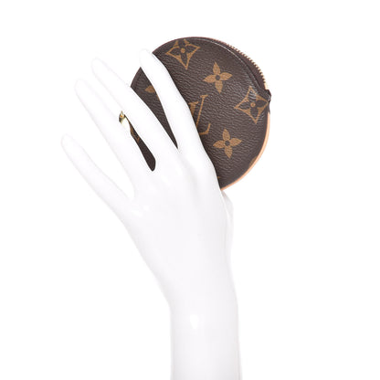 Louis Vuitton Monogram Round Coin Purse 2 of 8