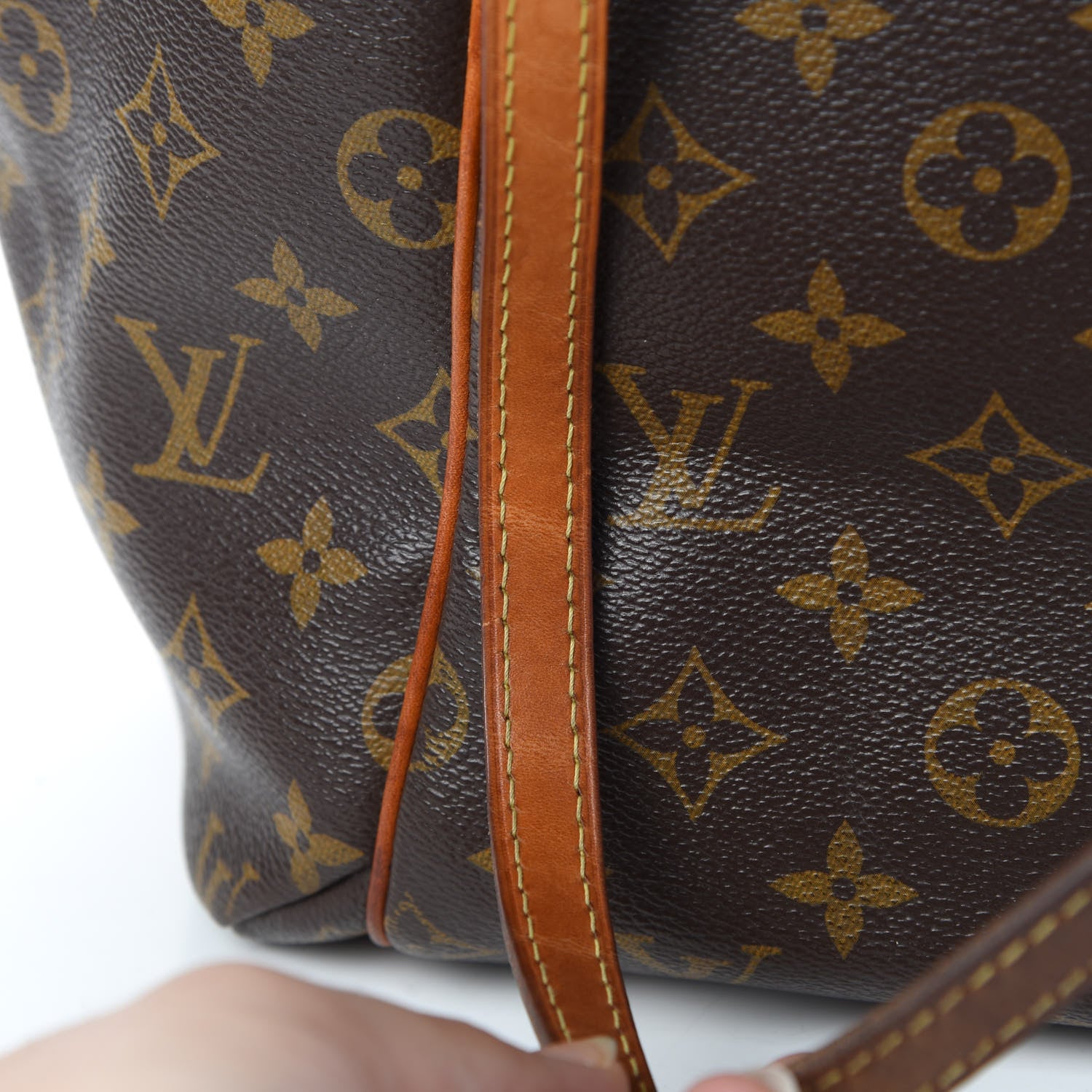 Louis Vuitton Monogram Totally MM 14 of 16