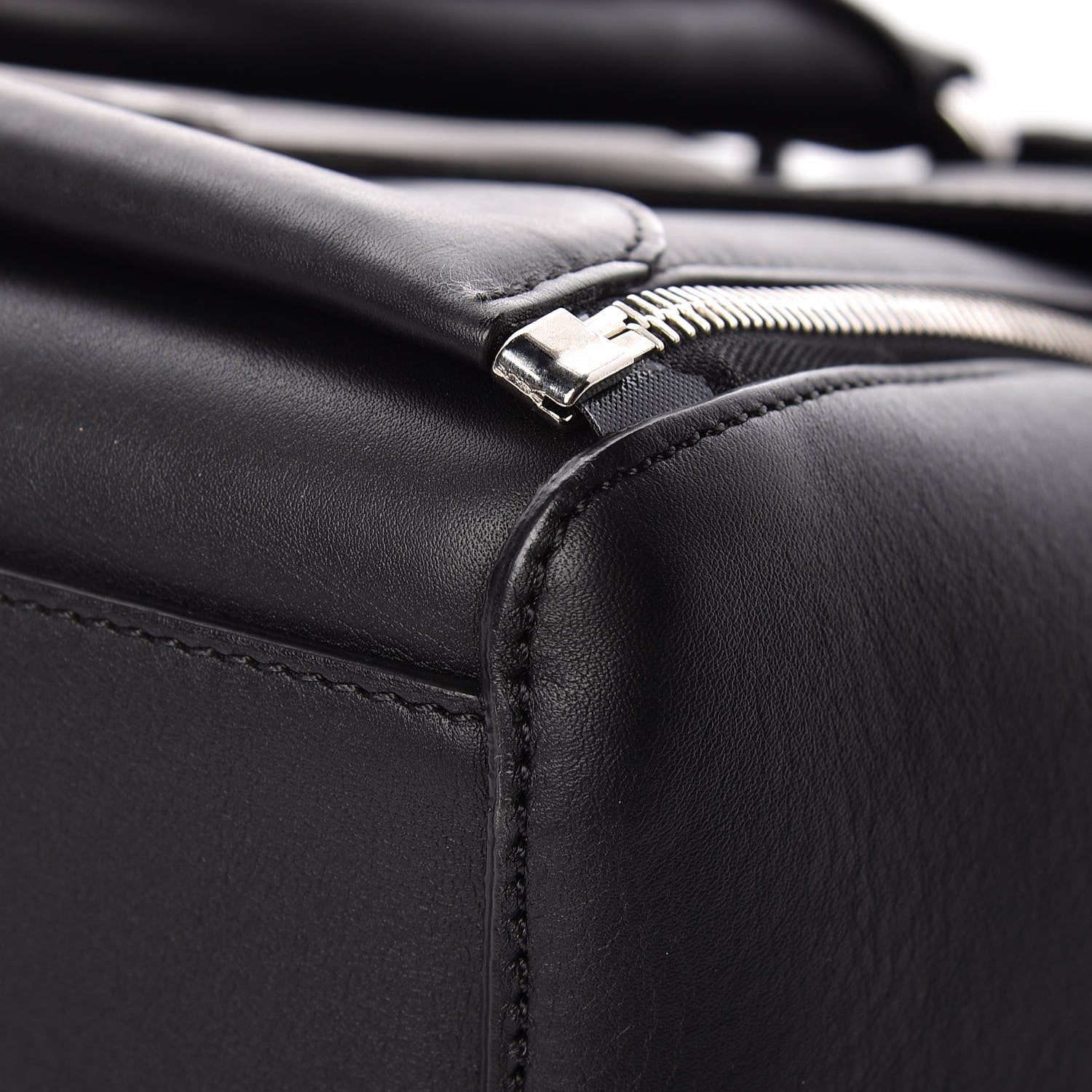 Mulberry Silky Calf Small Willow Tote Black 12 of 14