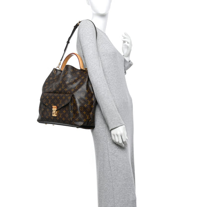 Louis Vuitton Monogram Metis 2 of 18
