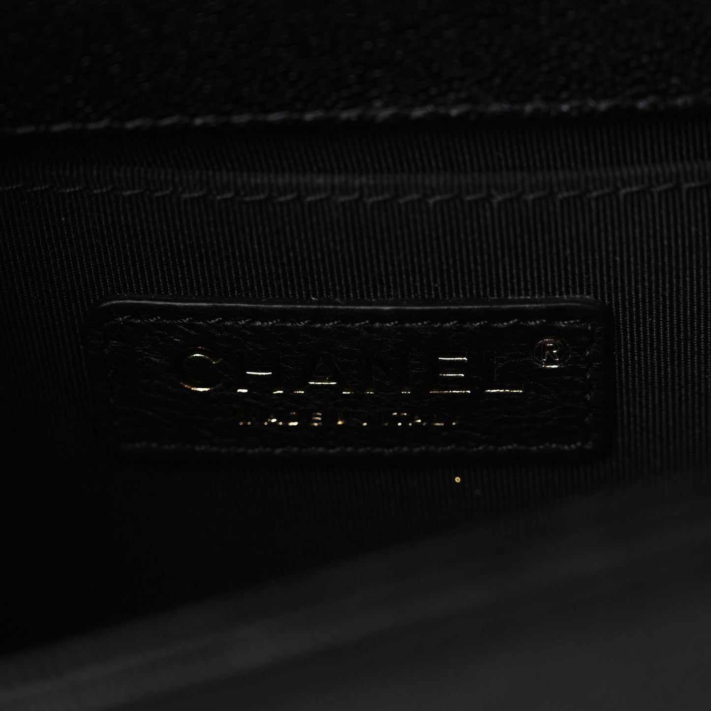 Caviar Chevron Quilted Small Boy Flap Black