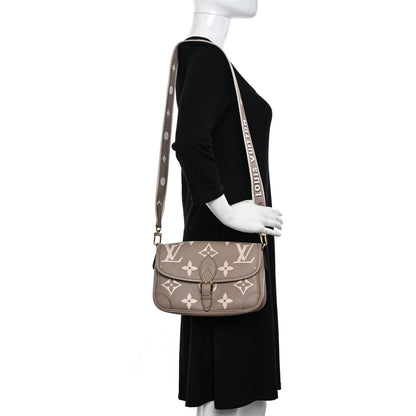 Louis Vuitton Empreinte Monogram Giant Diane Tourterelle Creme 3 of 14