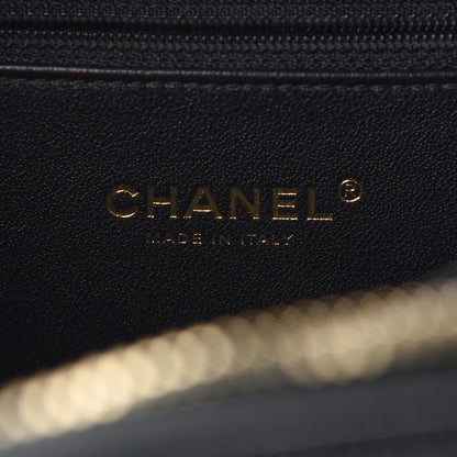 Chanel Caviar Quilted Medium CC Filigree Vanity Case Black 5 of 8