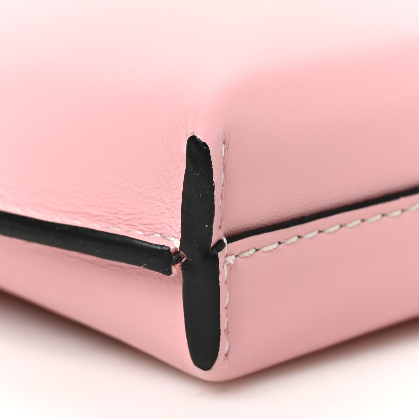 Smooth Calfskin Gate Pocket Pastel Pink