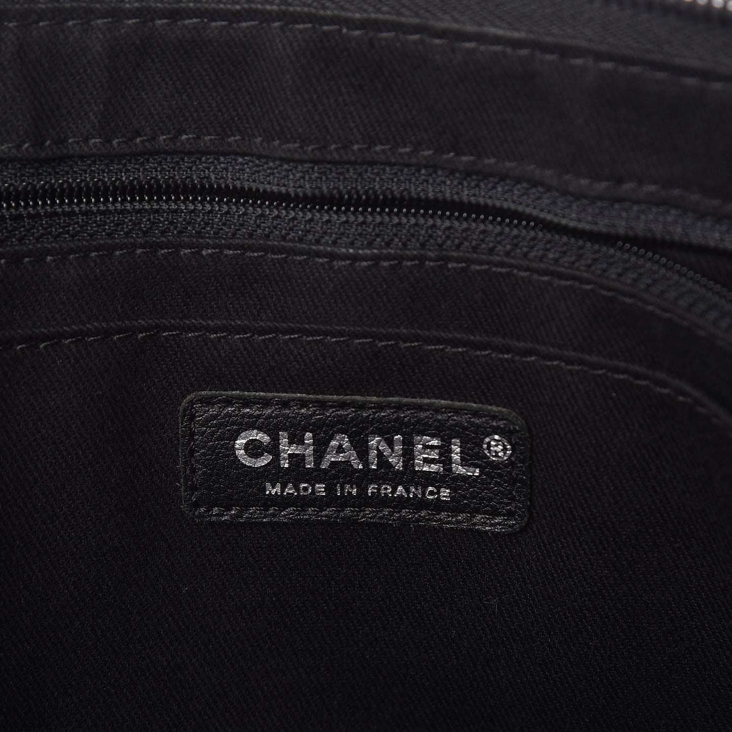 Grained Vegetal Calfskin Urban Shopping Tote Black