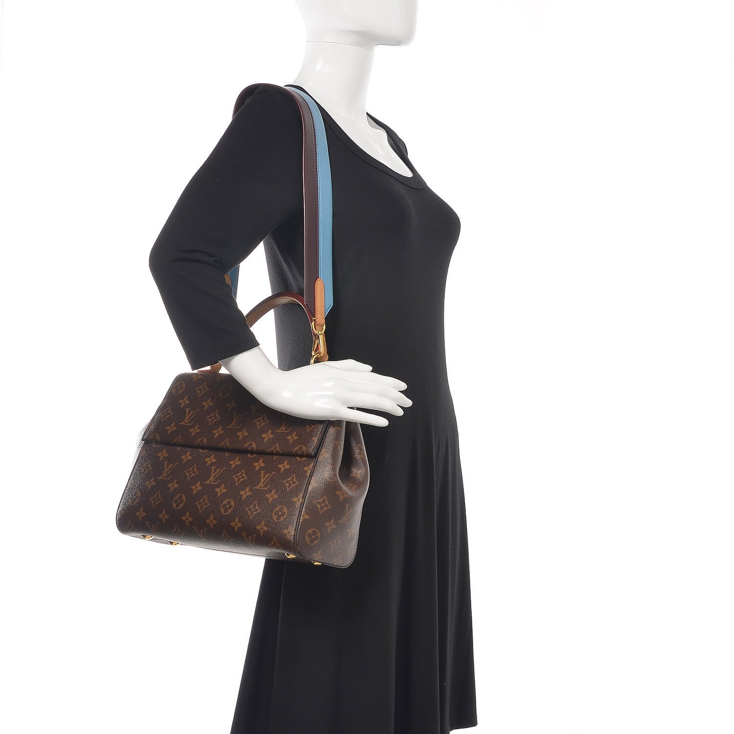 Louis Vuitton Monogram Cluny MM Blue Glacial 2 of 14