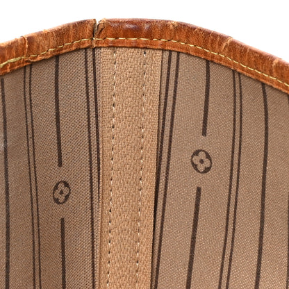 Louis Vuitton Monogram Neverfull MM 14 of 22