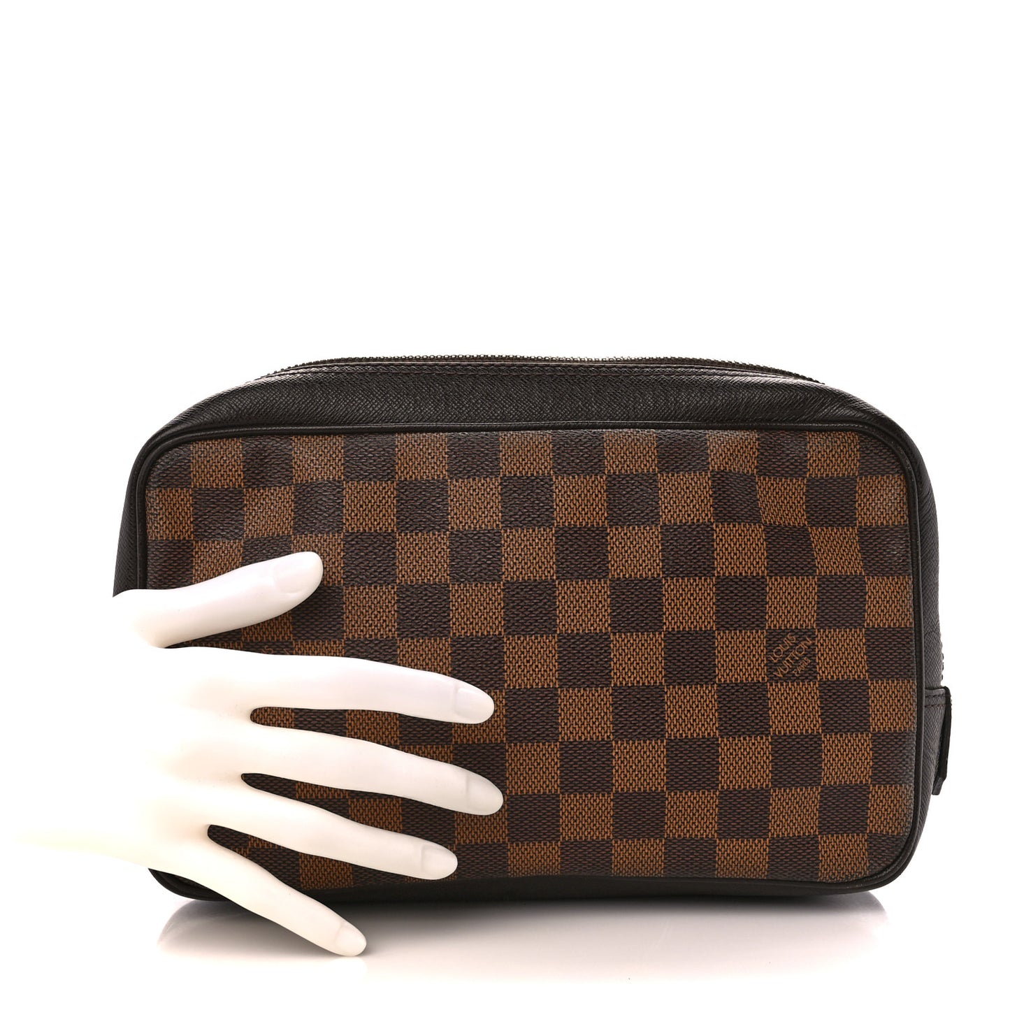 Damier Ebene Trousse Toilette 28