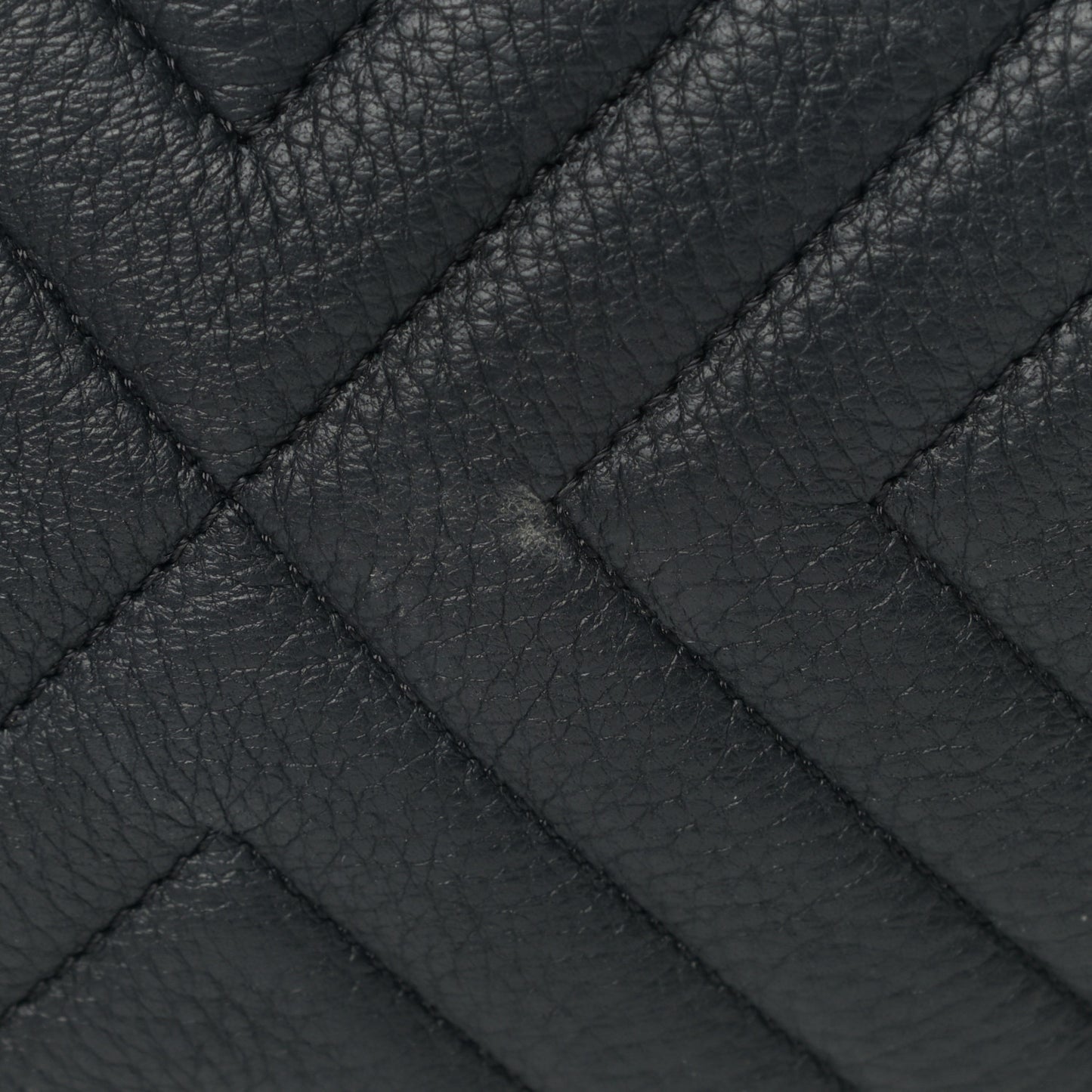 Deerskin Chevron Large CC Chain Bucket Drawstring Bag Black