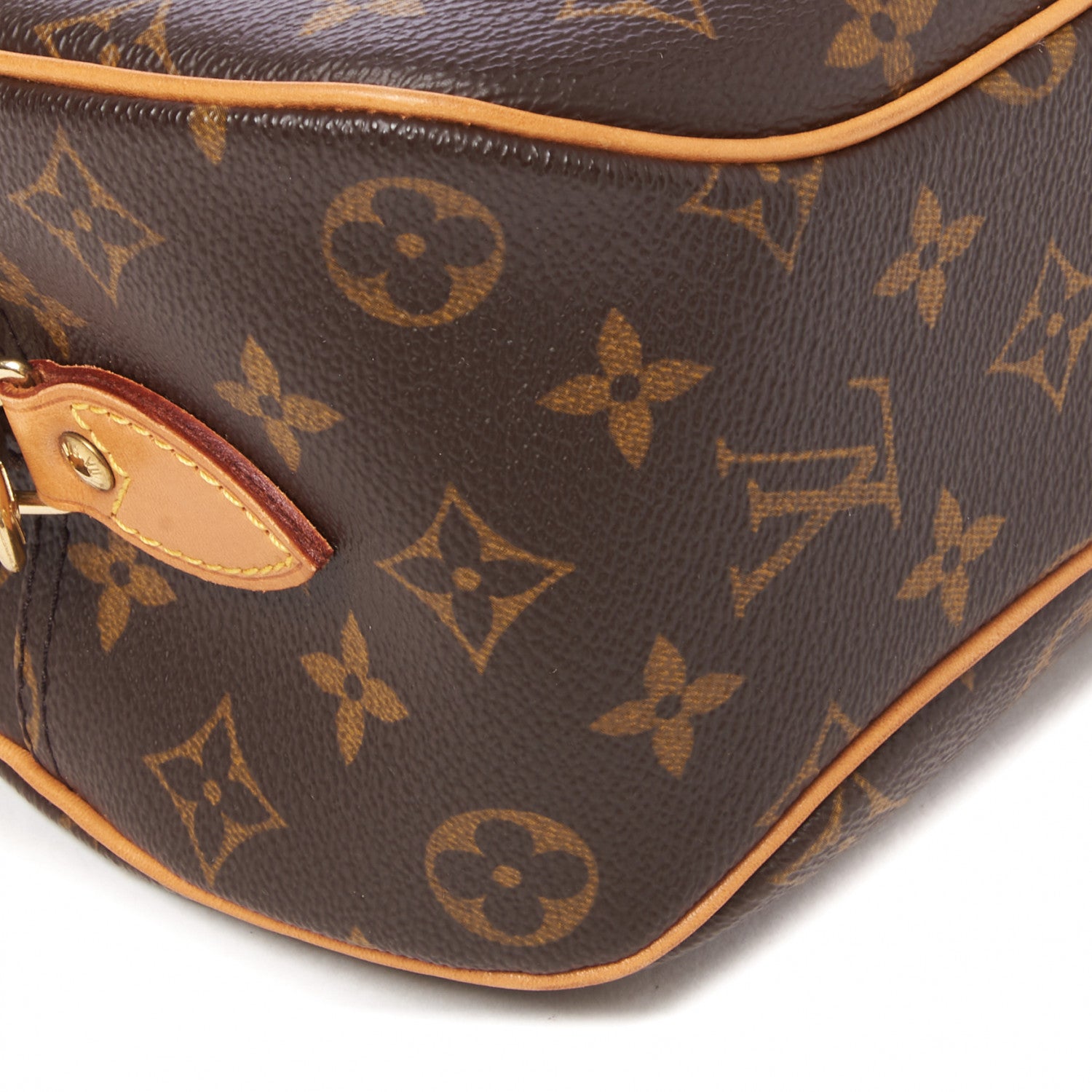 Louis Vuitton Monogram Blois 6 of 7