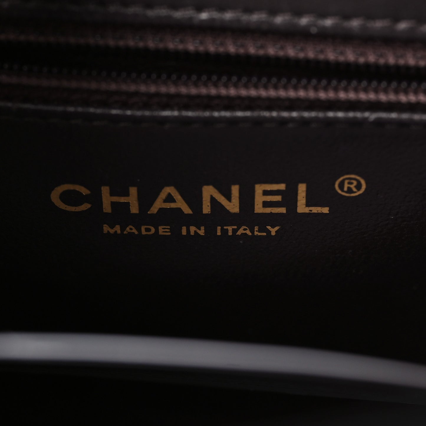 Caviar Quilted Medium Business Affinity Flap Black
