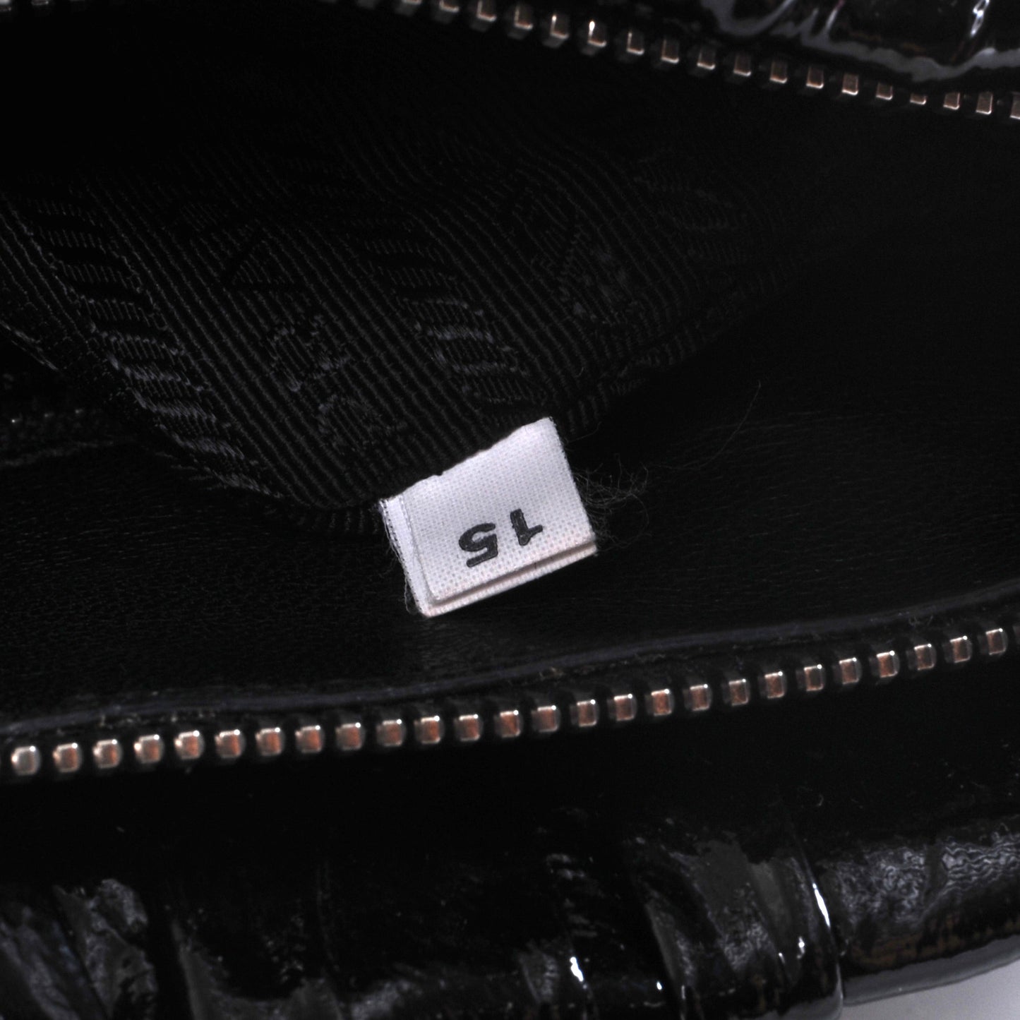 Vernice Gaufre Tote Black