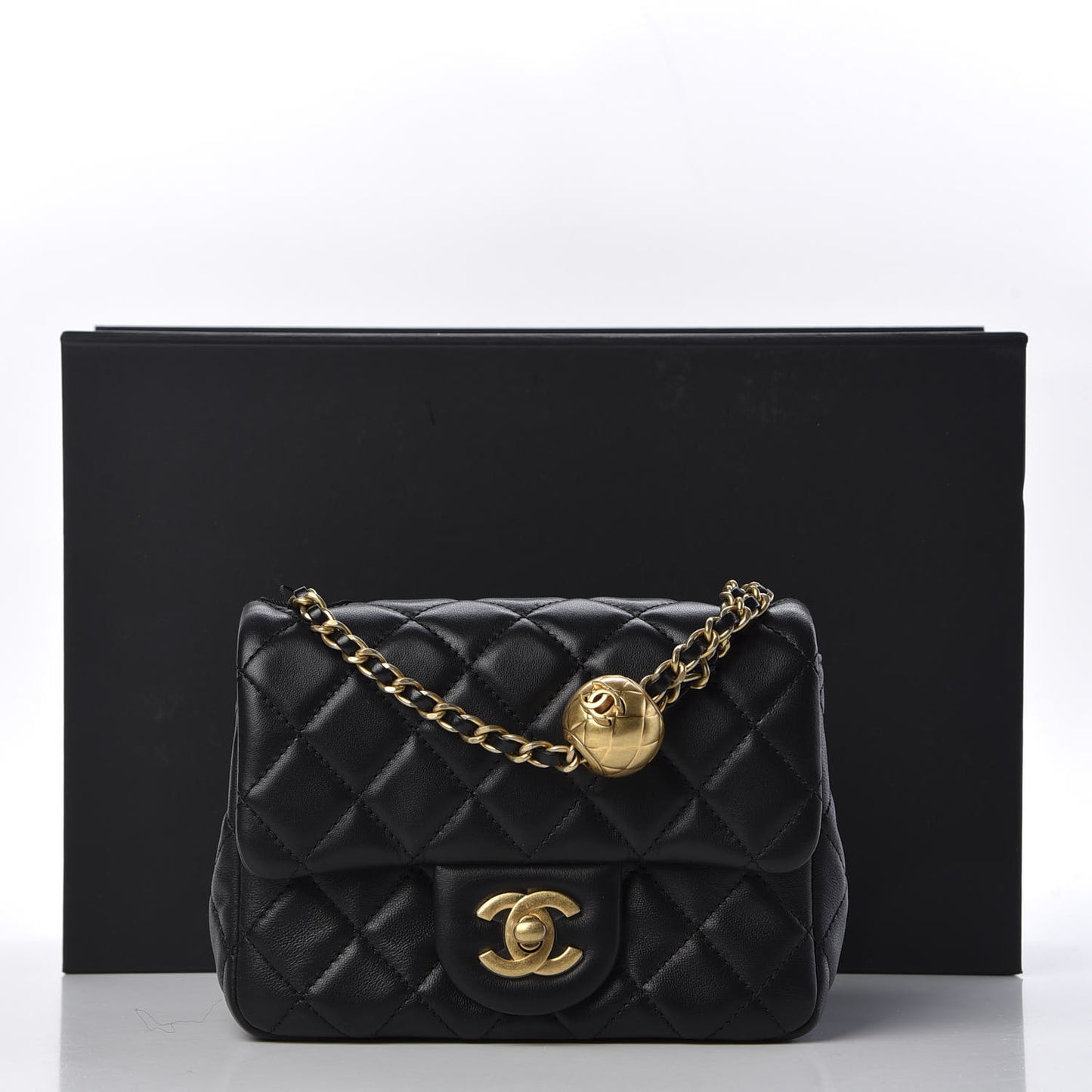 Lambskin Quilted Mini Pearl Crush Flap Black
