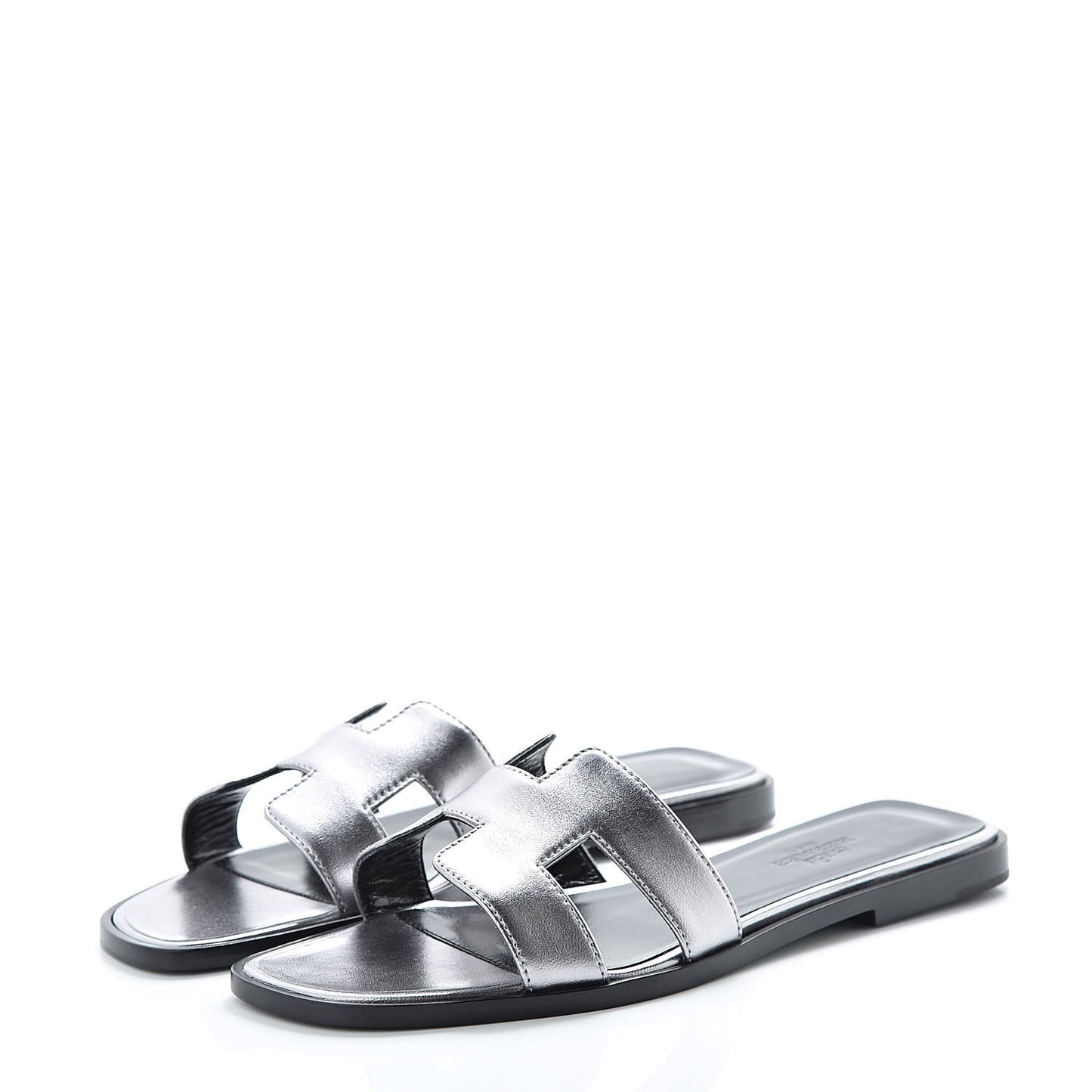 Metallic Nappa Oran Sandals 36 Argent