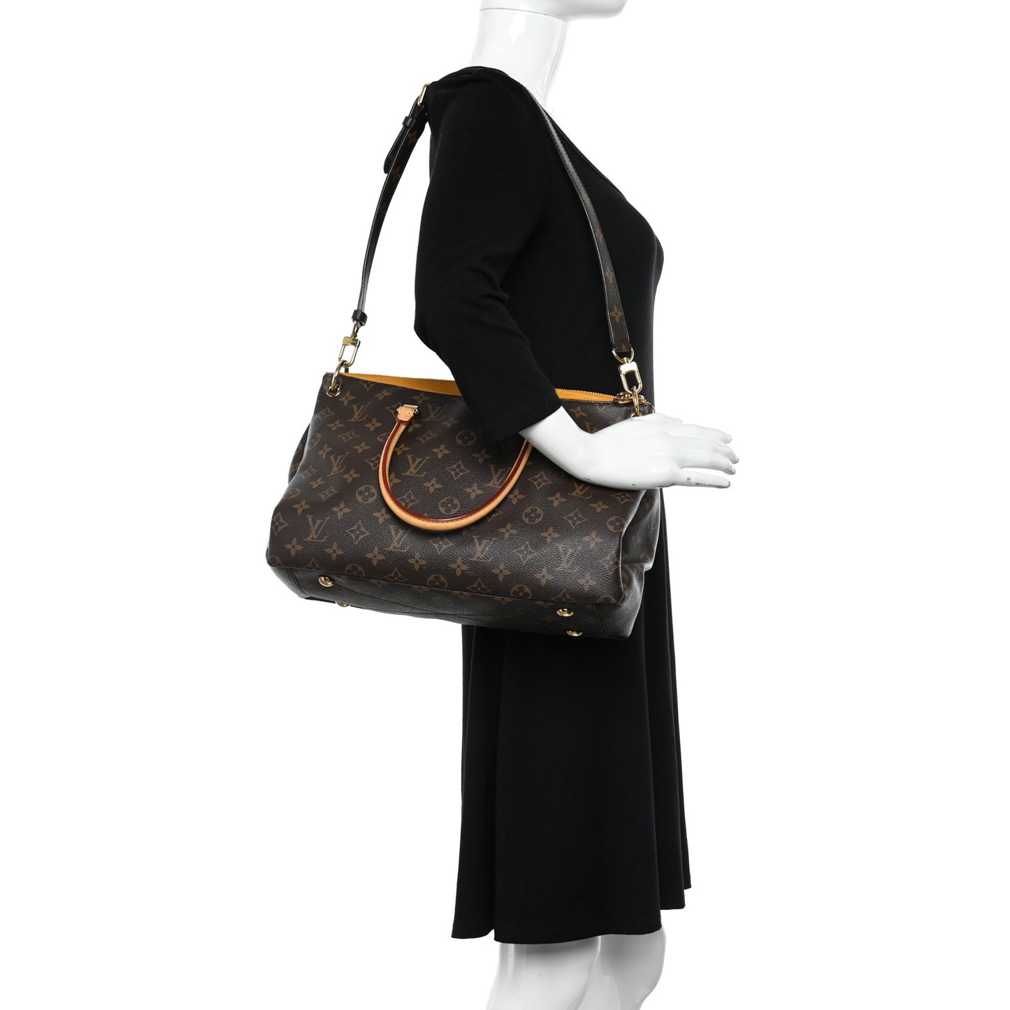 Monogram Pallas Safran