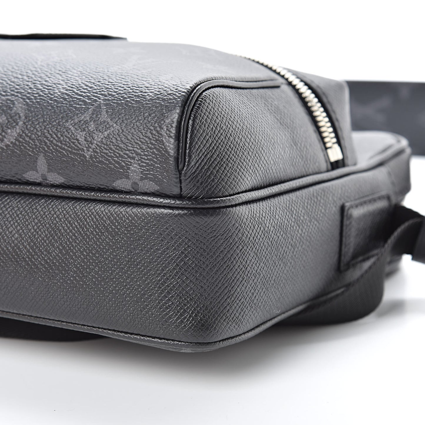 Taiga Monogram Eclipse Outdoor Messenger Black