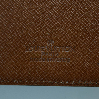 Louis Vuitton Monogram Passport Cover 6 of 6