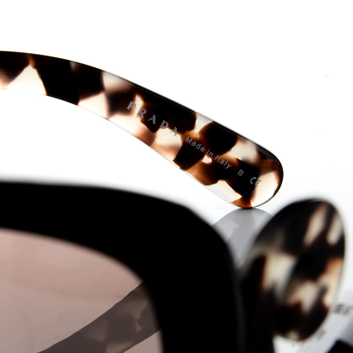 Acetate Baroque Sunglasses SPR 27O Tortoise Black
