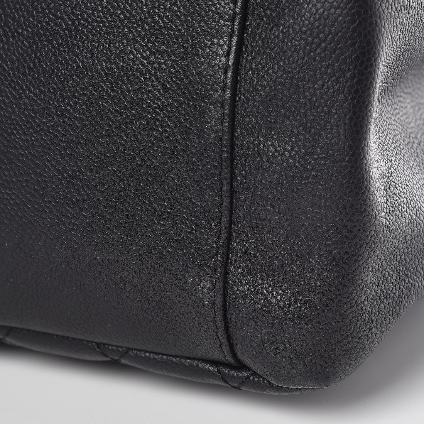 Caviar Quilted Grand Shopping Tote GST Black