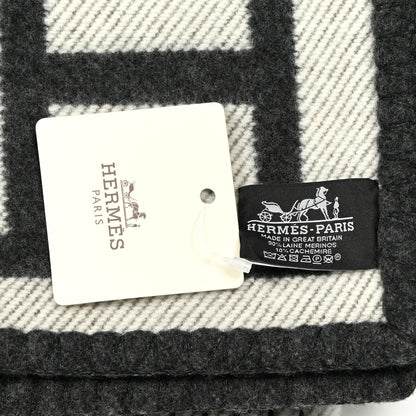 Hermes Wool Cashmere Avalon III Blanket Ecru Black 3 of 3