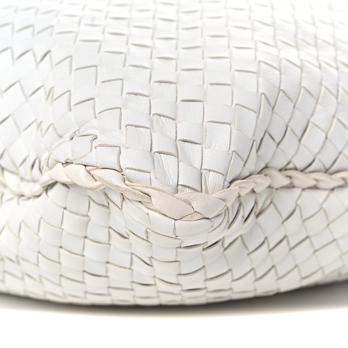 Nappa Intrecciato Maxi Veneta Hobo White