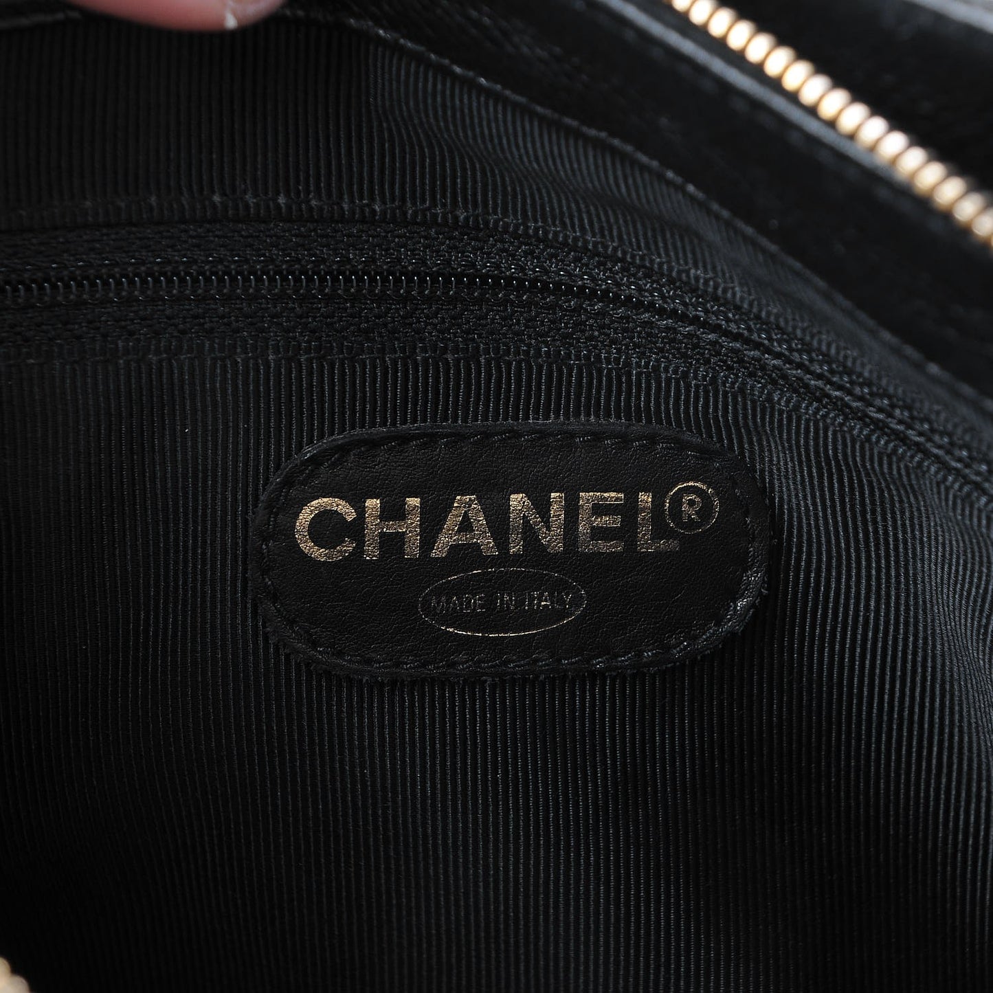 Caviar Quilted Flap Shoulder Bag Black