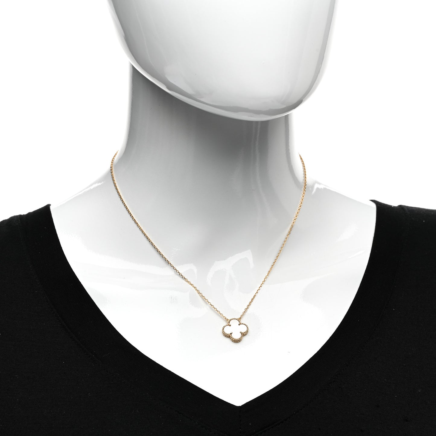 18K Yellow Gold Mother of Pearl Vintage Alhambra Pendant Necklace