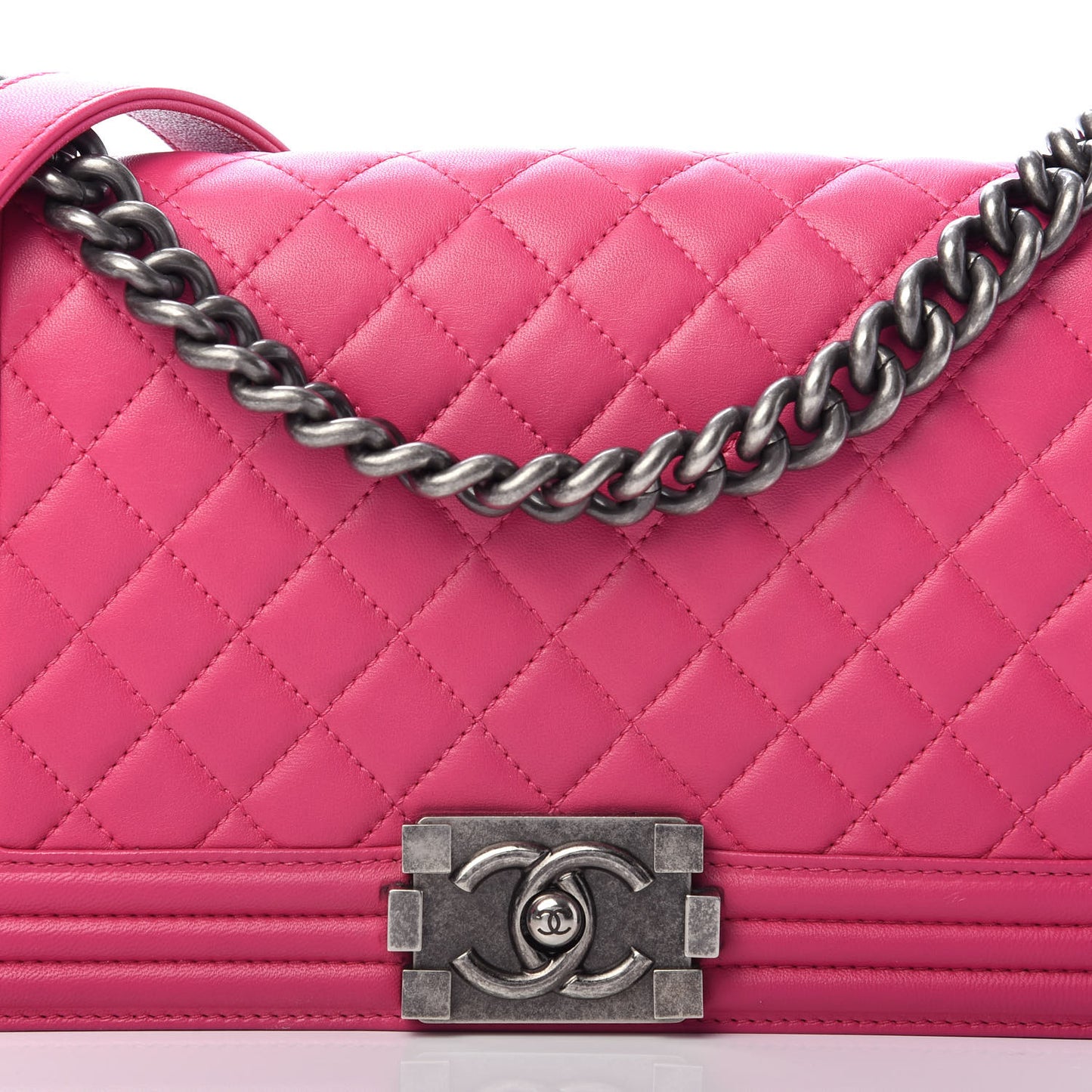 Lambskin Quilted Medium Boy Flap Pink