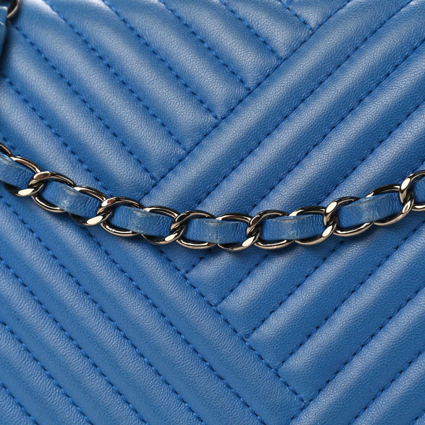 Lambskin Large CC Crossing Flap Blue