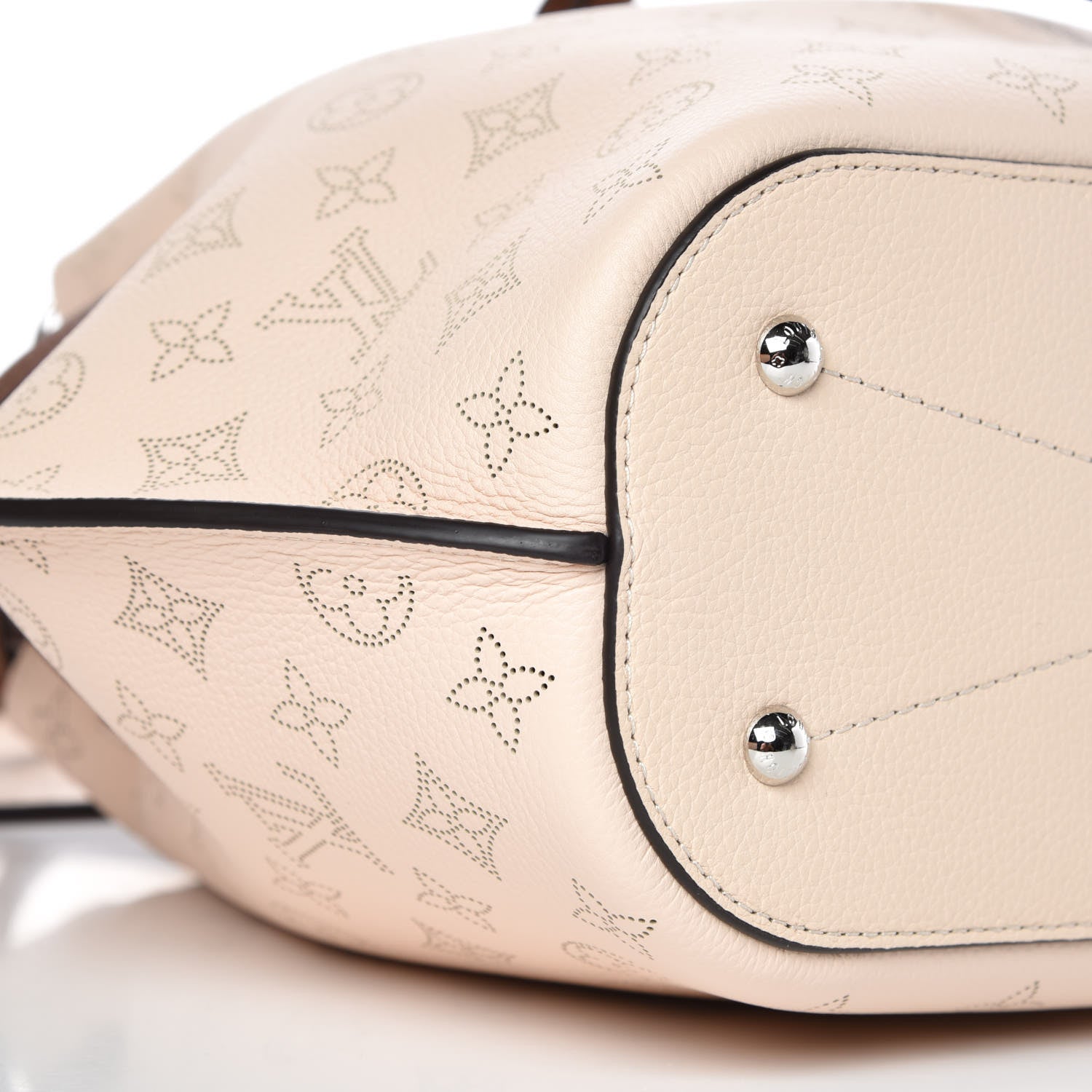 Louis Vuitton Mahina Girolata Creme 6 of 10