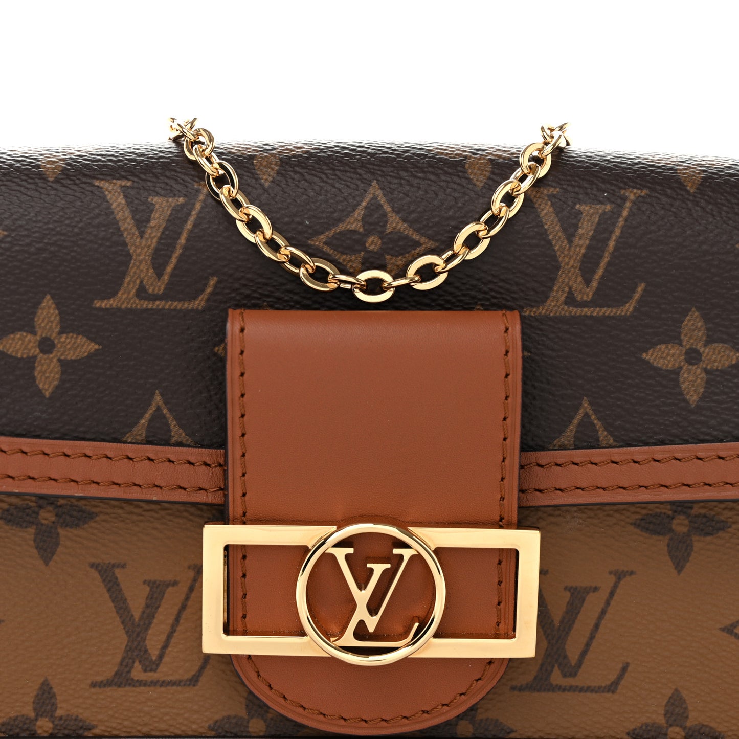 Reverse Monogram Dauphine Chain Wallet