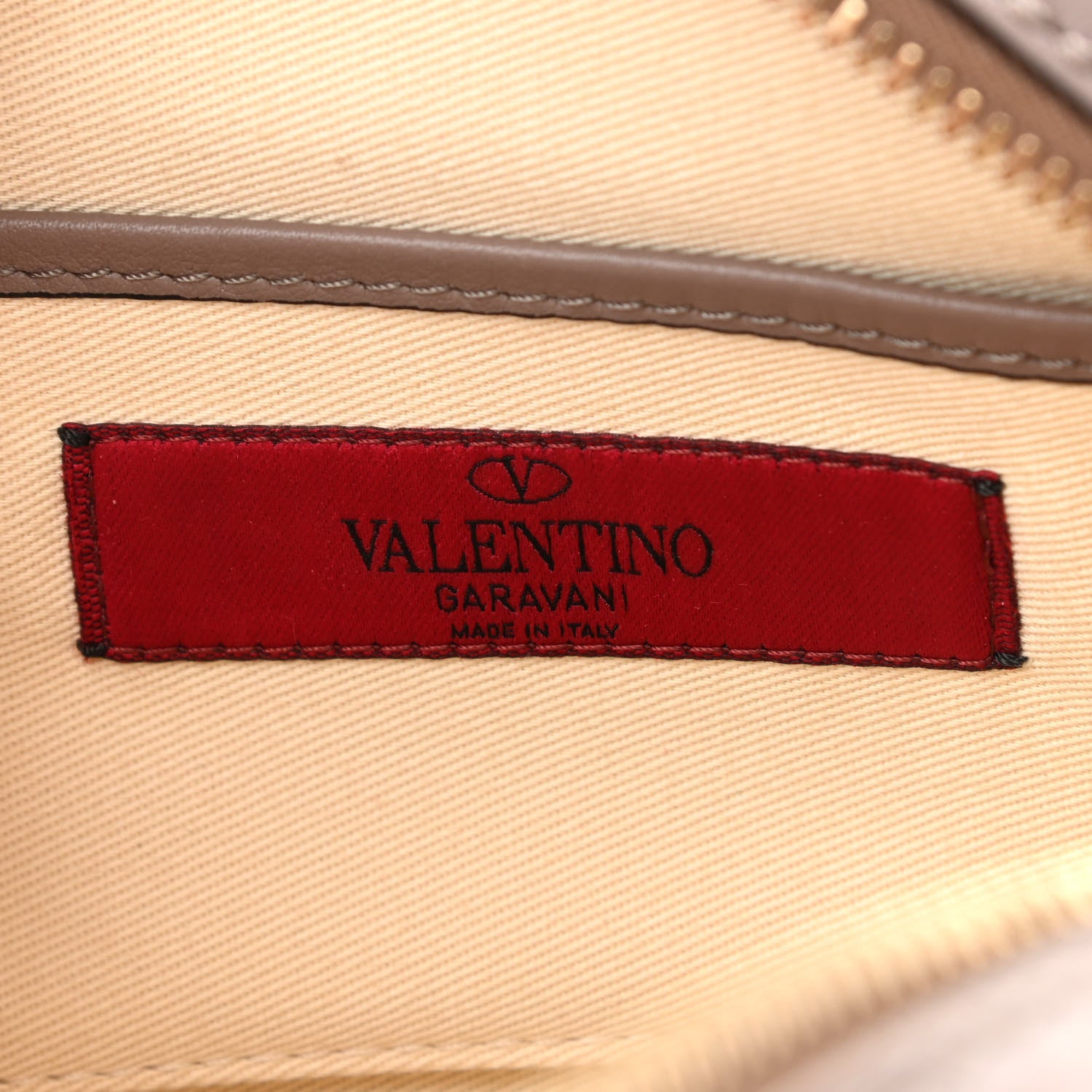 Valentino Garavani Calfskin Rockstud Camera Crossbody Bag Poudre 6 of 10