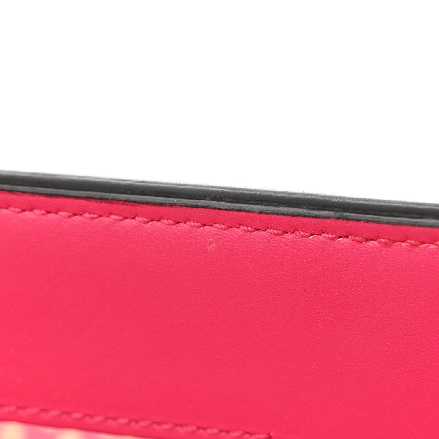 Gucci X SEGA Calfskin GUCCY Stars Chain Wallet Violet Fuxia Gold 12 of 17