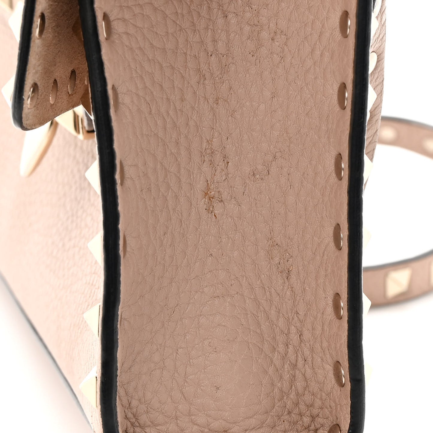 Pebbled Calfskin Medium Rockstud Flip Lock Crossbody Bag Poudre