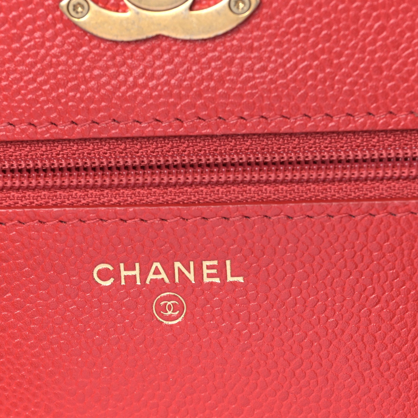 Shiny Caviar Quilted Chain Melody Wallet on Chain WOC Red