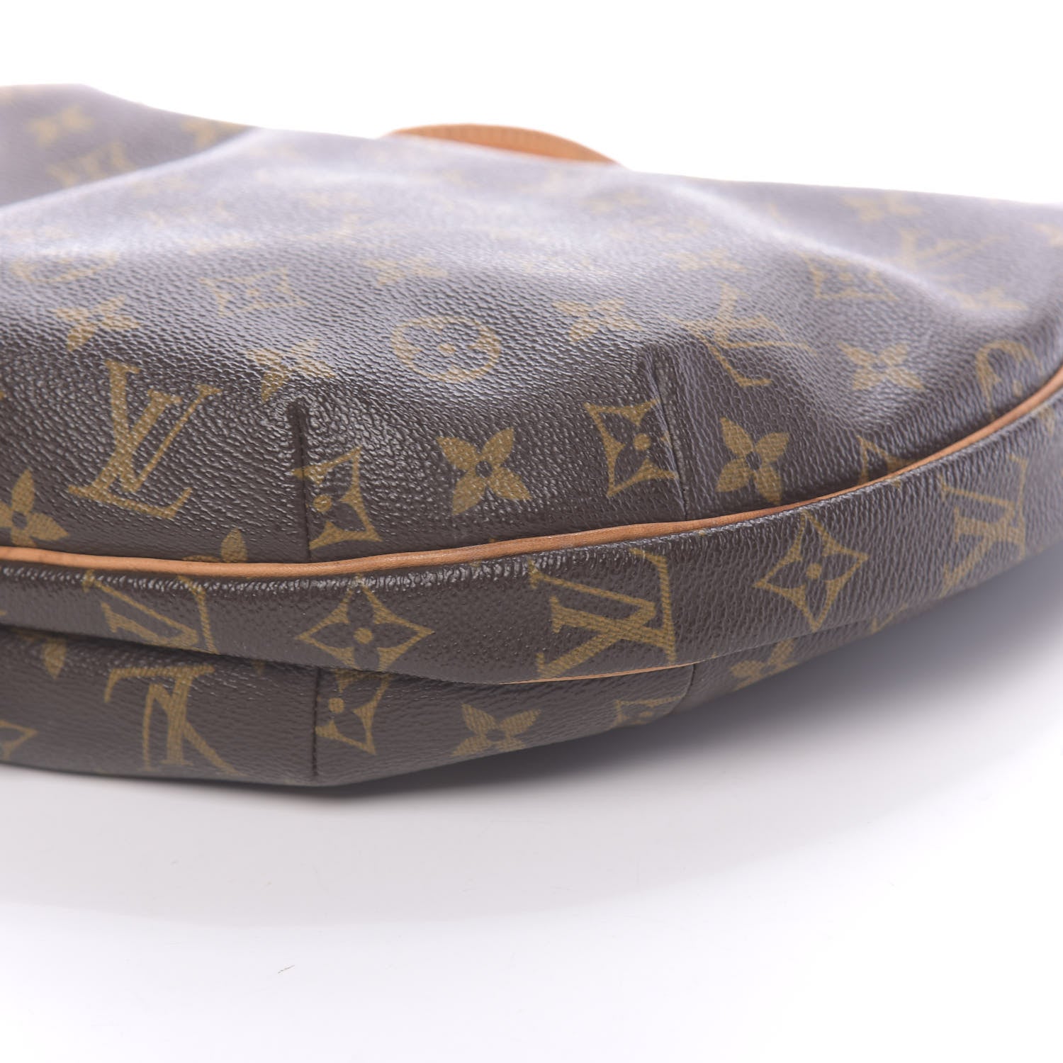 Louis Vuitton Monogram Croissant MM 11 of 11