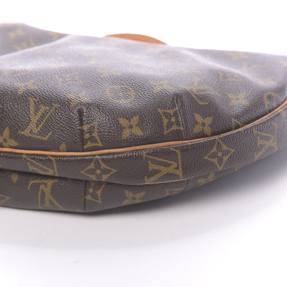 Louis Vuitton Monogram Croissant MM 11 of 11