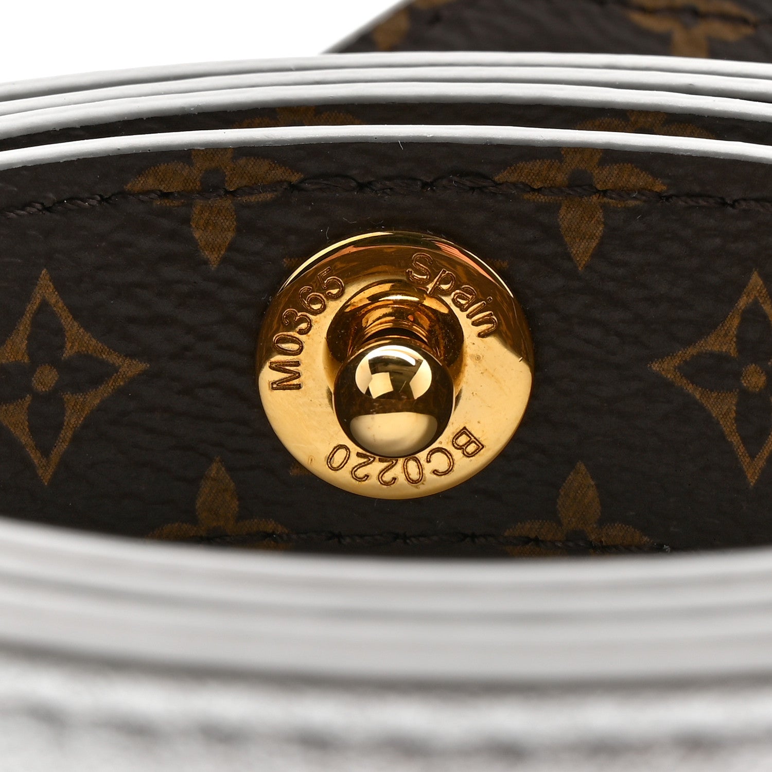 Louis Vuitton Monogram 25mm Tie the Knot LV Belt 90 36 Silver 4 of 7