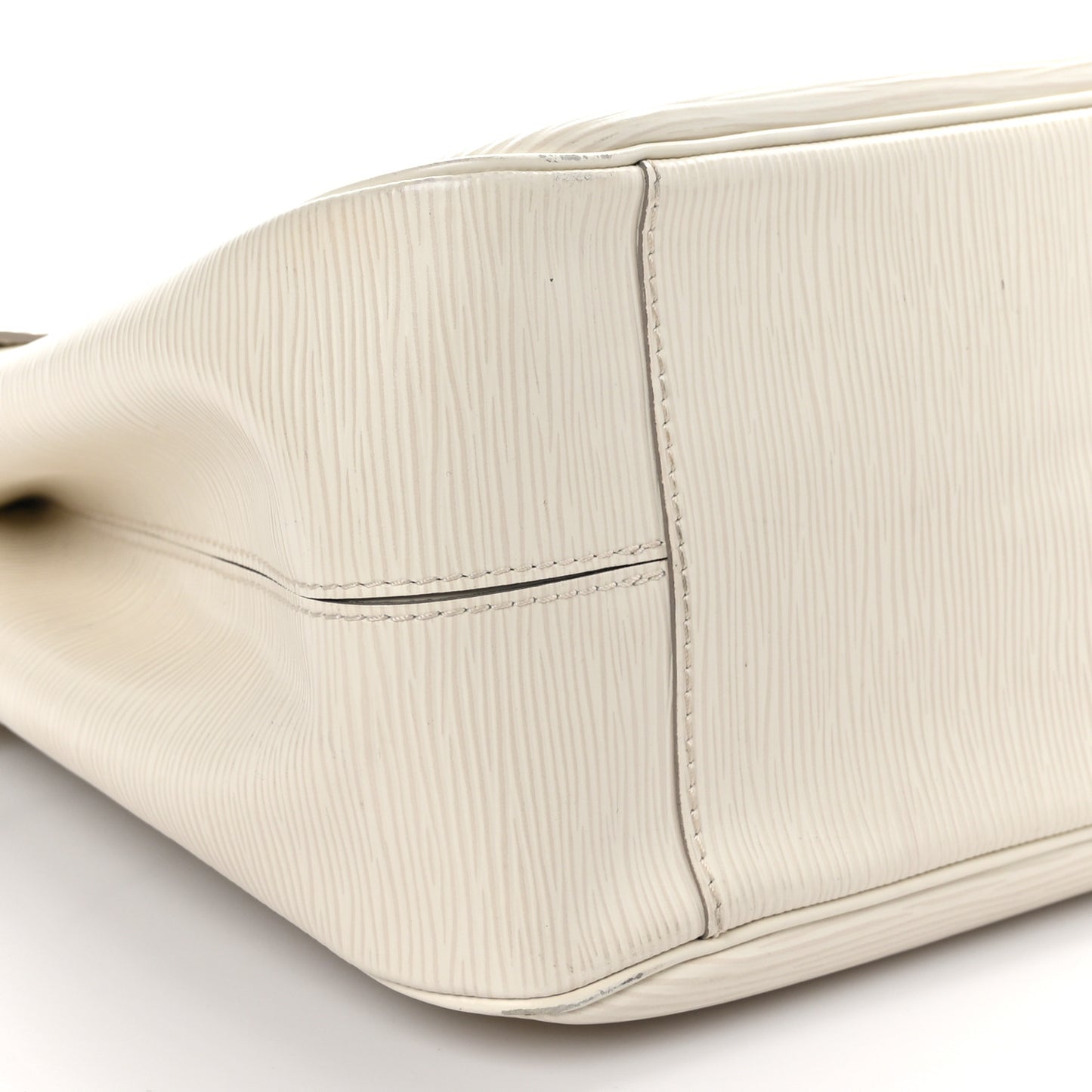 LOUIS VUITTON Epi Passy PM Ivory