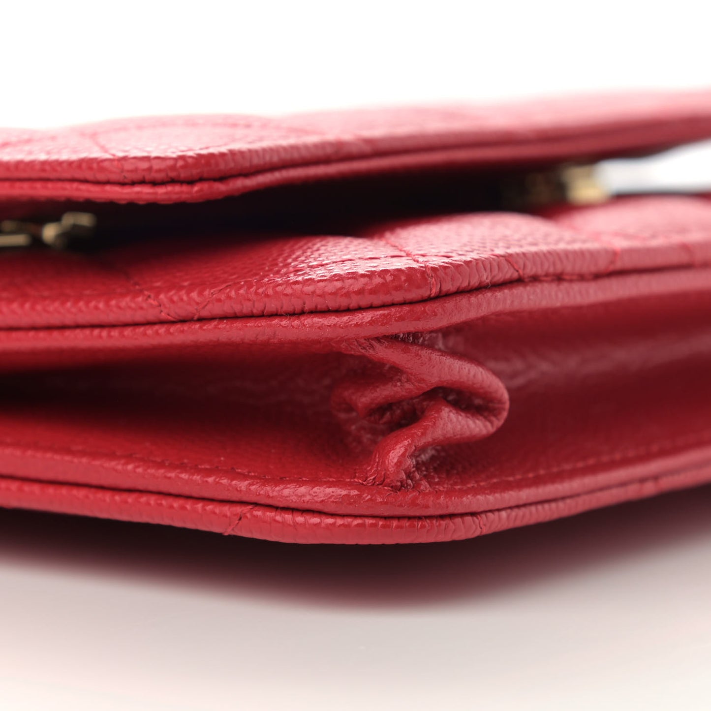 Caviar Quilted Wallet On Chain WOC Red