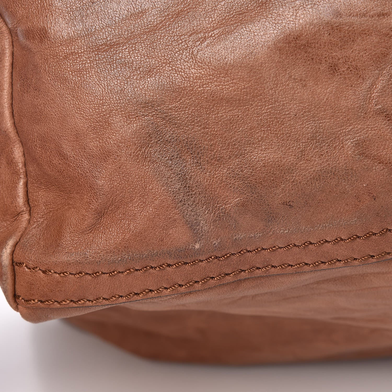 Givenchy Tumbled Sheepskin Medium Pandora Cigare 13 of 15