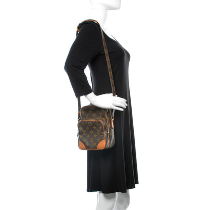 Louis Vuitton Monogram Amazone 2 of 11