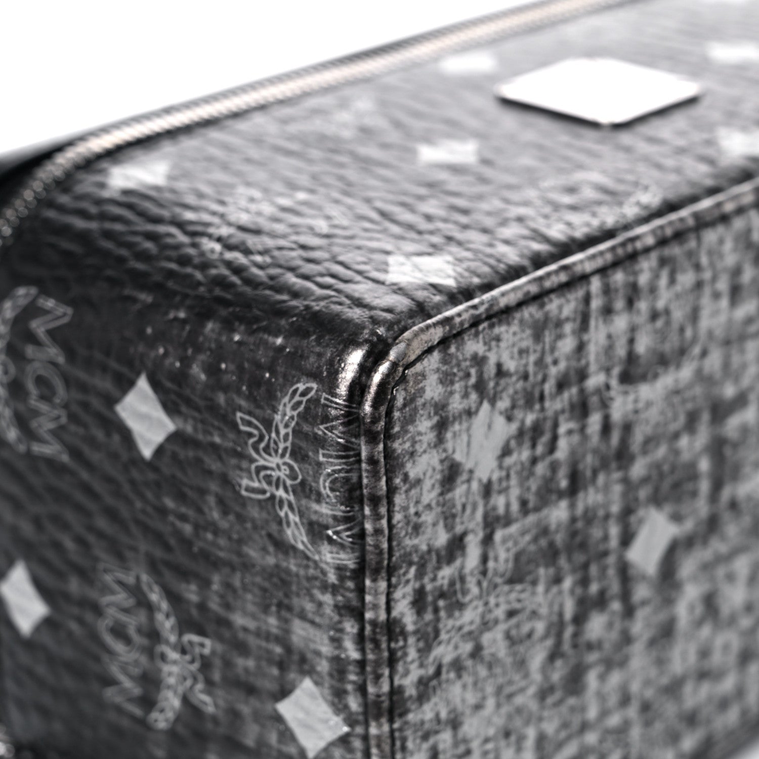 MCM Gradation Visetos Rockstar Vanity Case Black 12 of 15